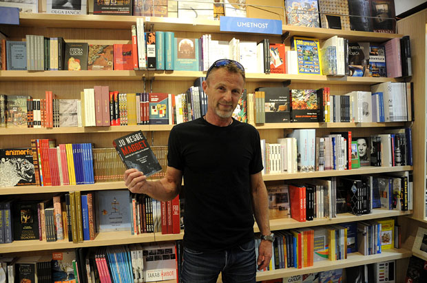 НЕСБЕ ОДУШЕВИО БЕОГРАЂАНЕ: Не верујем ни у судбину нити у слободну вољу! (VIDEO)